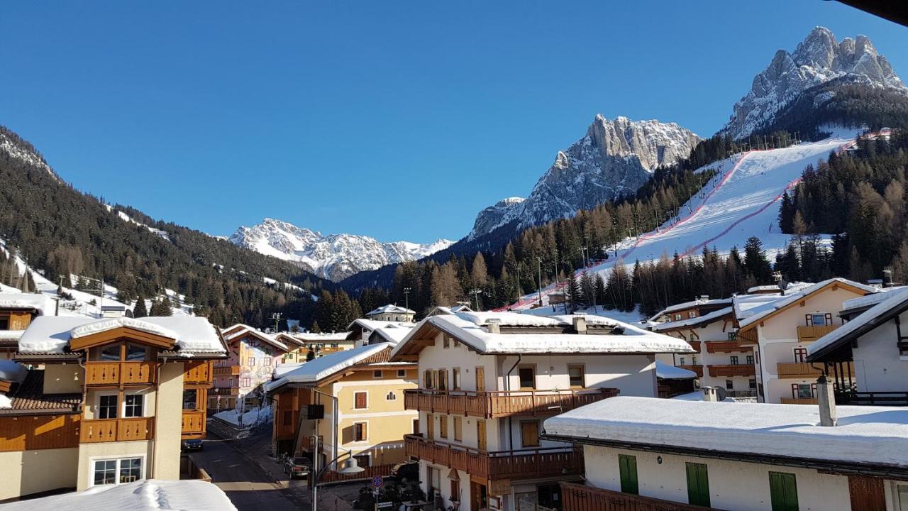 Casa Paola Apartamento Pozza di Fassa Exterior foto