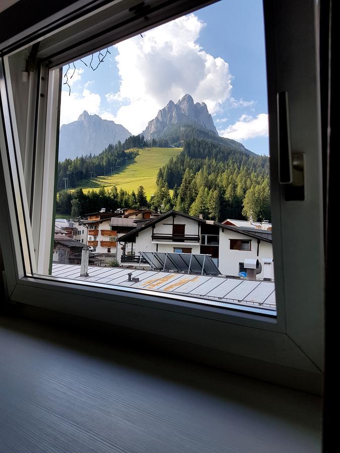 Casa Paola Apartamento Pozza di Fassa Exterior foto